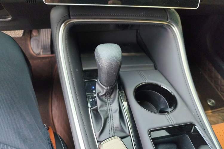 Used Toyota Avalon 2024 2.0L Ambition Edition Gear Lever