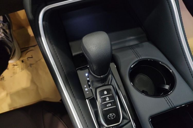 Used Toyota Avalon 2024 2.0L Ambition Edition Gear Lever