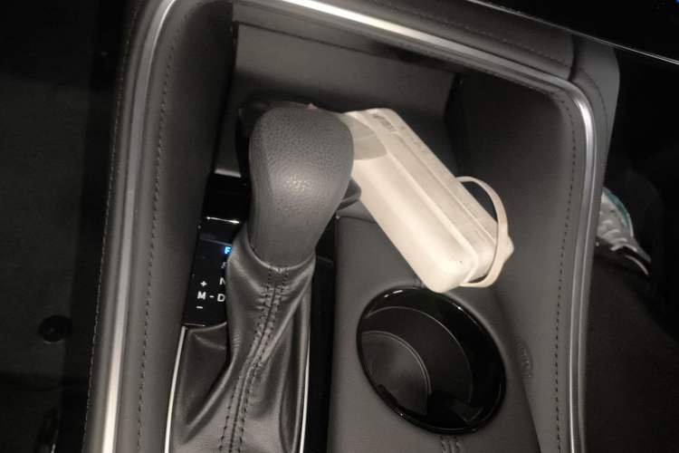 Used Toyota Avalon 2024 2.0L Ambition Edition Gear Lever