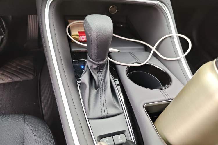 Used Toyota Avalon 2024 2.0L Ambition Edition Gear Lever