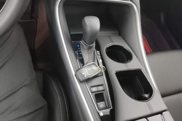 Used Toyota Avalon 2024 2.0L Ambition Edition Gear Lever