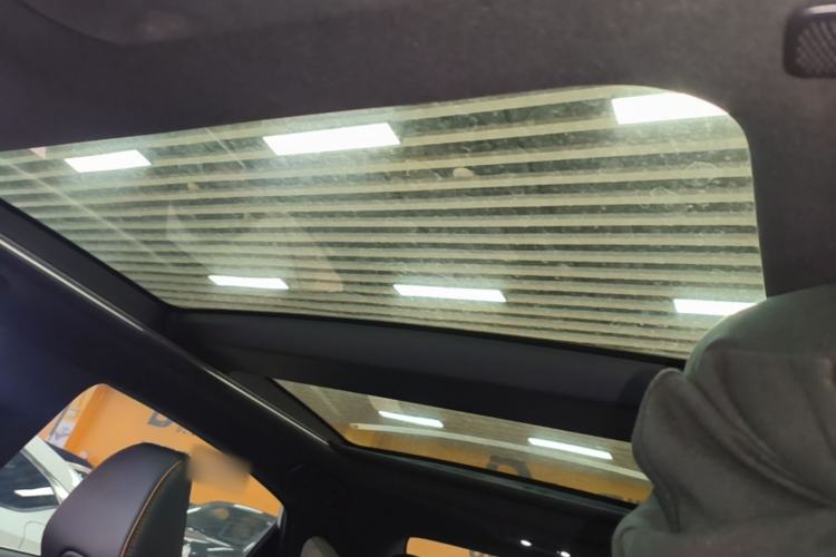 Used Toyota Avalon 2024 Dual-Motor 2.0L Luxury Edition Headliner