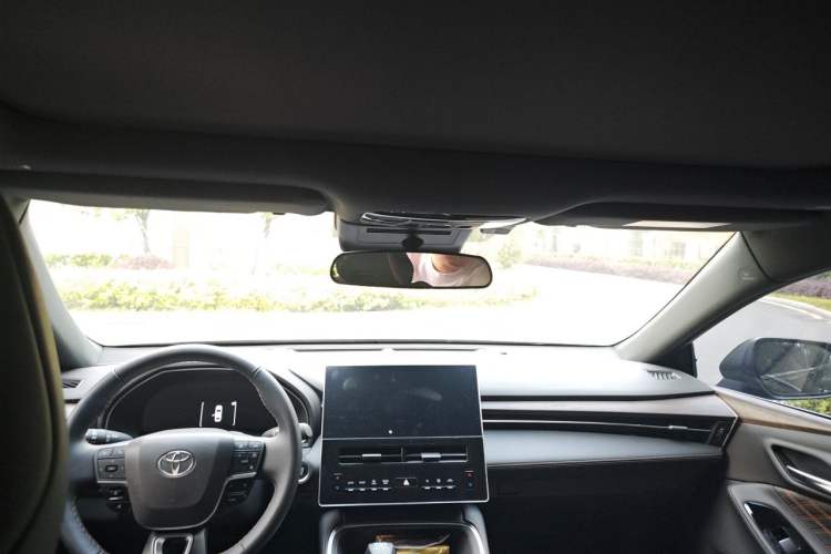 Used Toyota Avalon 2024 2.0L Luxury Edition Headliner
