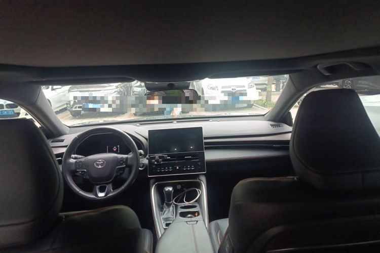 Used Toyota Avalon 2024 Dual-Motor 2.0L Premium Edition Headliner