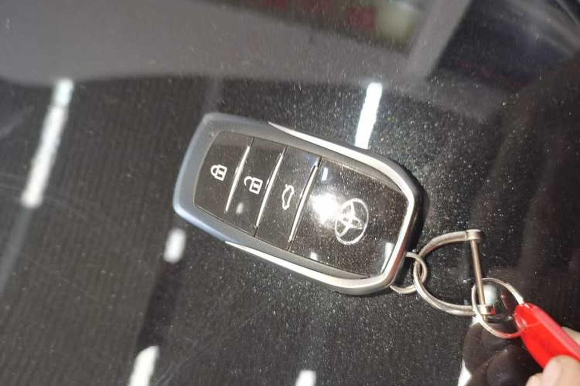 Used Toyota Avalon 2024 2.0L Ambition Edition Interior 1