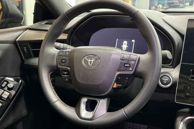 Used Toyota Avalon 2024 Dual-Motor 2.0L Luxury Edition Interior 1