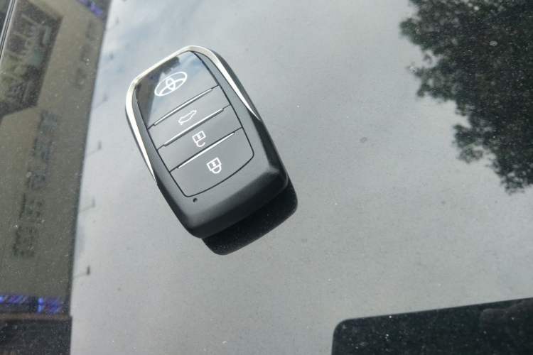 Used Toyota Avalon 2024 2.0L Premium Edition Interior 1