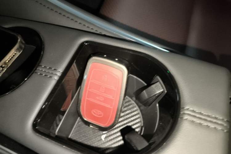 Used Toyota Avalon 2024 2.0L Ambition Edition Interior 1