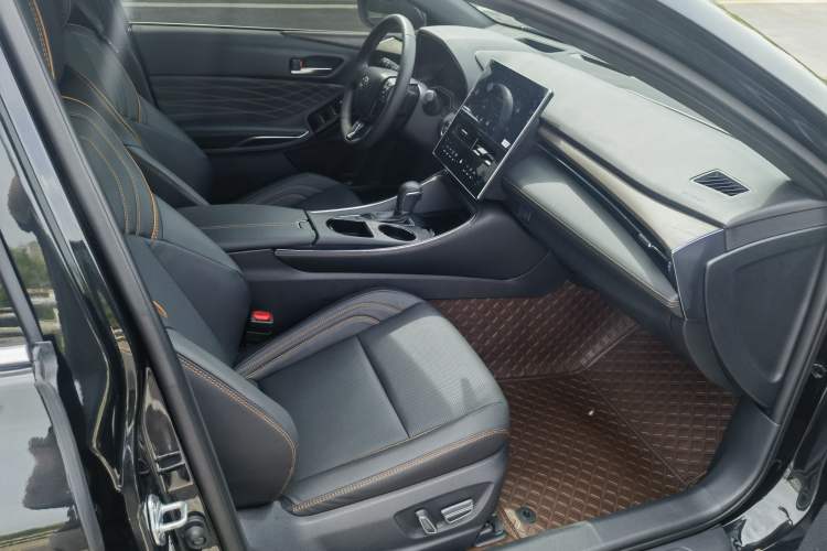 Used Toyota Avalon 2024 Dual-Motor 2.0L Luxury Edition Interior 2