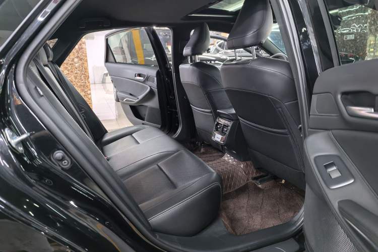 Used Toyota Avalon 2024 2.0L Ambition Edition Interior 3