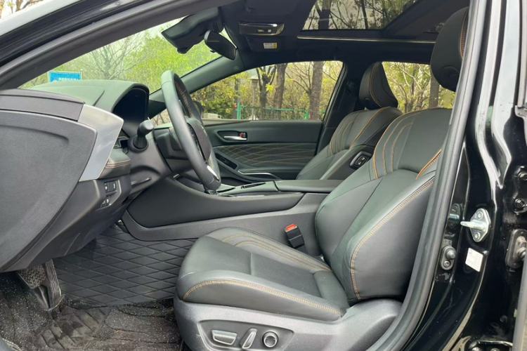 Used Toyota Avalon 2024 2.0L Luxury Edition Interior 4