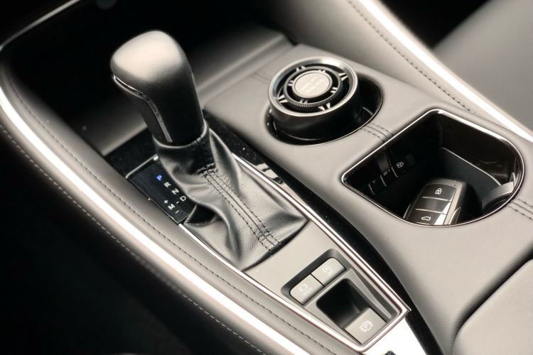 Used Toyota Avalon 2024 2.0L Ambition Edition Interior 7