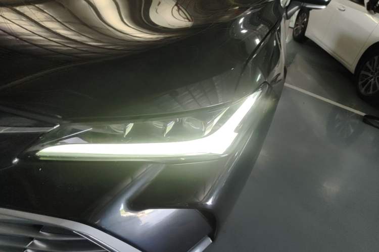 Used Toyota Avalon 2024 Dual-Motor 2.0L Premium Edition Left Front Headlight