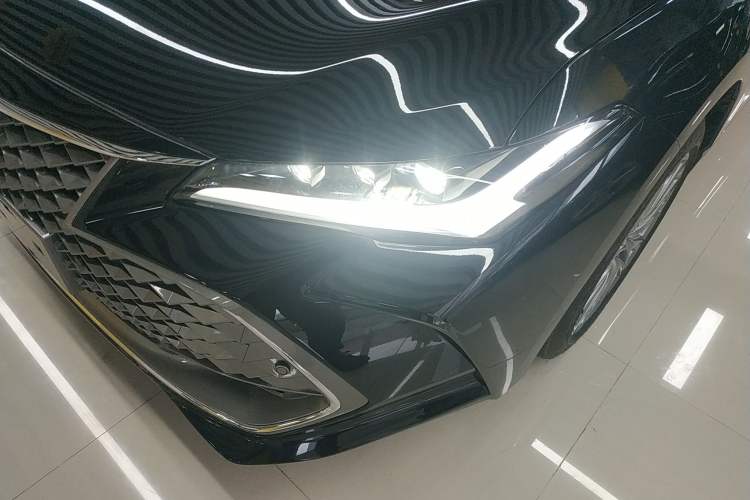 Used Toyota Avalon 2024 Dual-Engine 2.5L XLE Premium Edition Left Front Headlight