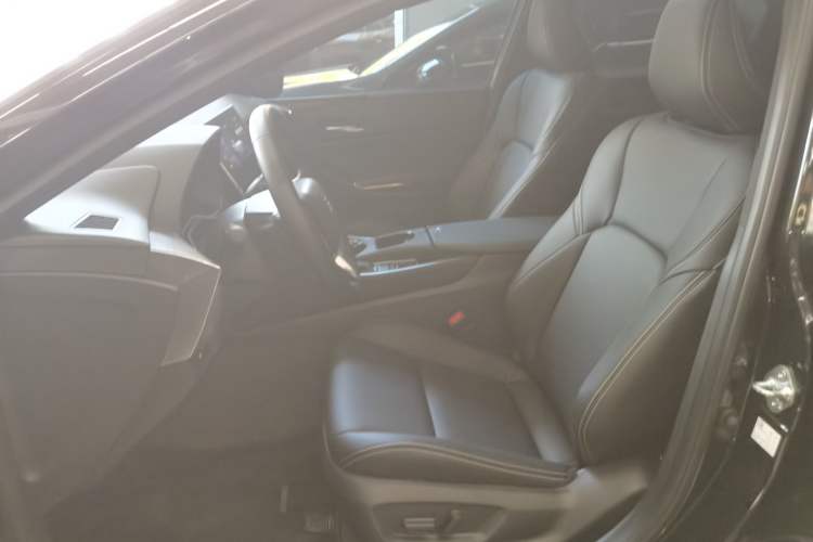 Used Toyota Avalon 2024 2.0L Ambition Edition Left Front Seat