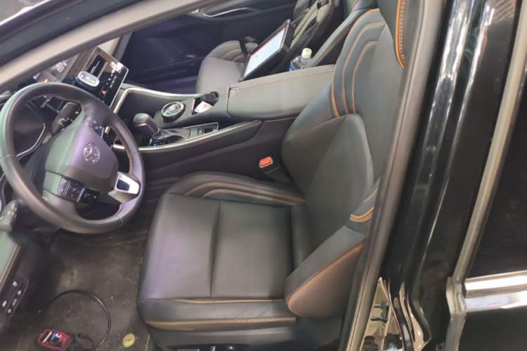 Used Toyota Avalon 2024 Dual-Motor 2.0L Luxury Edition Left Front Seat