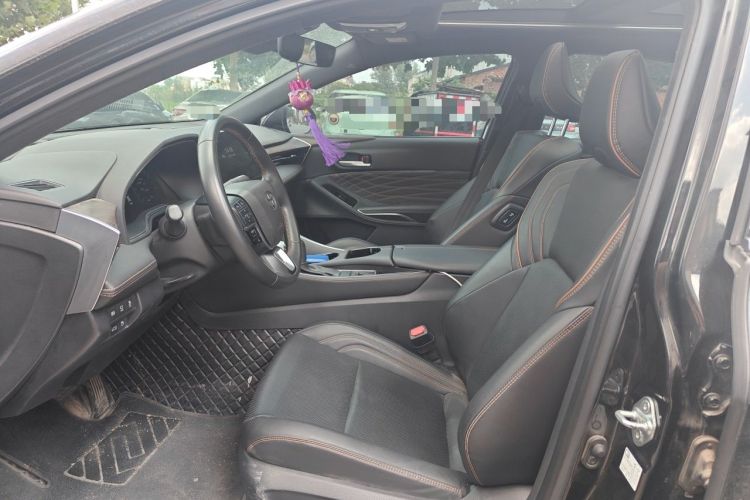 Used Toyota Avalon 2024 Dual-Engine 2.5L XLE Premium Edition Left Front Seat