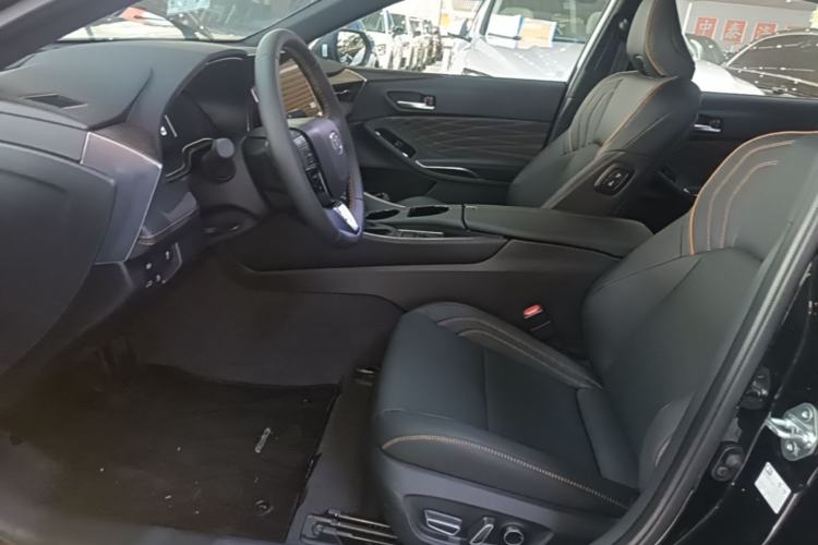 Used Toyota Avalon 2024 Dual-Motor 2.0L Luxury Edition Left Front Seat