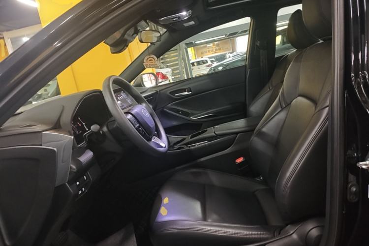 Used Toyota Avalon 2024 2.0L Ambition Edition Left Front Seat