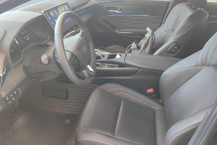 Used Toyota Avalon 2024 Dual-Engine 2.5L XLE Premium Edition Left Front Seat