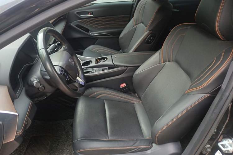 Used Toyota Avalon 2024 Dual-Motor 2.0L Premium Edition Left Front Seat