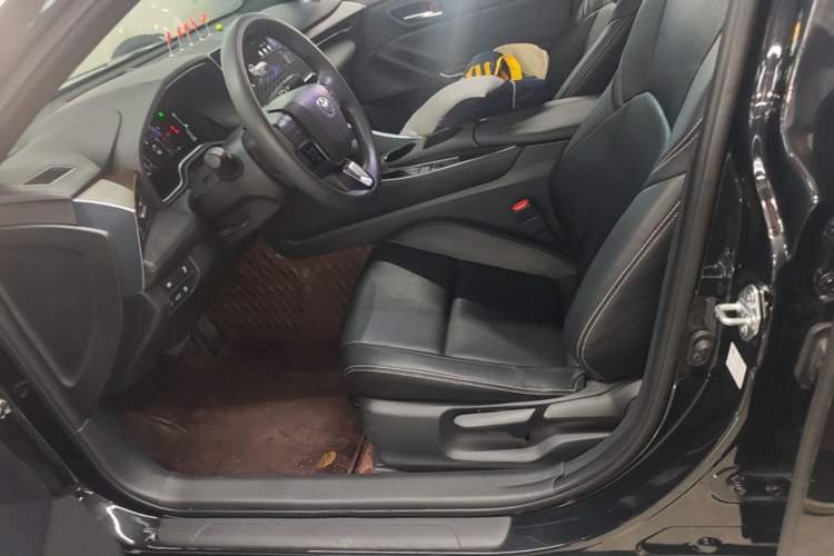 Used Toyota Avalon 2024 2.0L Ambition Edition Left Front Seat