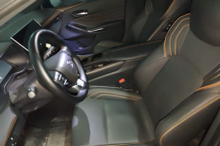 Used Toyota Avalon 2024 Dual-Motor 2.0L Luxury Edition Left Front Seat