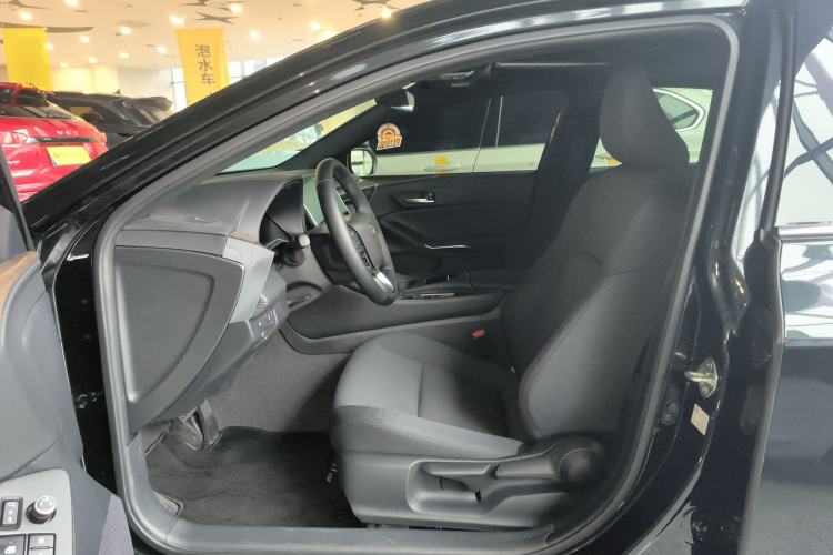 Used Toyota Avalon 2024 2.0L Ambition Edition Left Front Seat