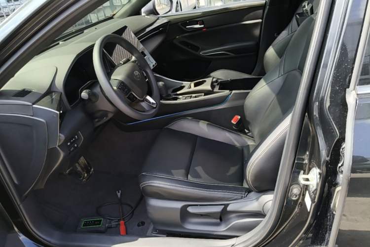 Used Toyota Avalon 2024 2.0L Ambition Edition Left Front Seat