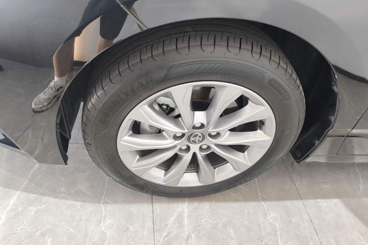 Used Toyota Avalon 2024 2.0L Ambition Edition Left Front Wheel Hub