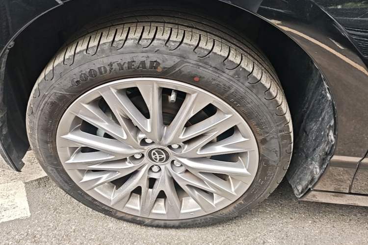 Used Toyota Avalon 2024 Dual-Motor 2.0L Luxury Edition Left Front Wheel Hub