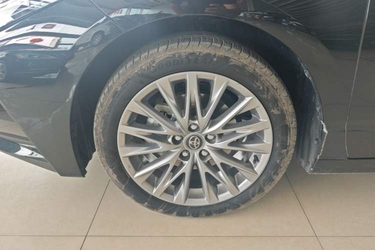 Used Toyota Avalon 2024 Dual-Motor 2.0L Luxury Edition Left Front Wheel Hub