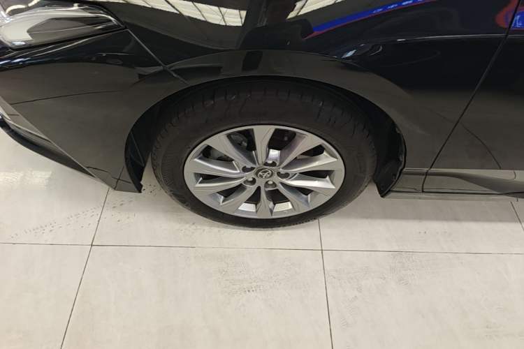 Used Toyota Avalon 2024 2.0L Premium Edition Left Front Wheel Hub