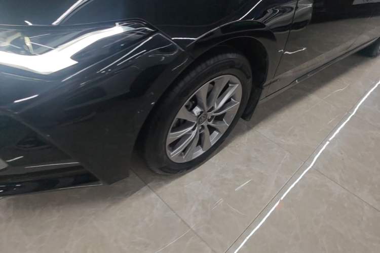 Used Toyota Avalon 2024 2.0L Ambition Edition Left Front Wheel Hub