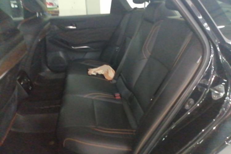 Used Toyota Avalon 2024 Dual-Motor 2.0L Luxury Edition Left Rear Seat