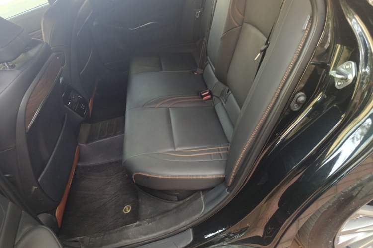 Used Toyota Avalon 2024 Dual-Motor 2.0L Luxury Edition Left Rear Seat