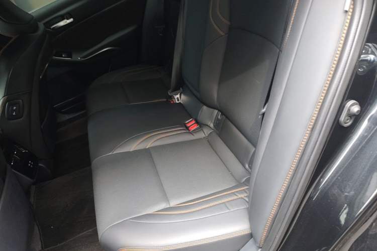 Used Toyota Avalon 2024 Dual-Motor 2.0L Premium Edition Left Rear Seat