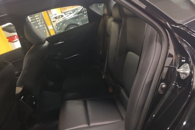 Used Toyota Avalon 2024 2.0L Ambition Edition Left Rear Seat