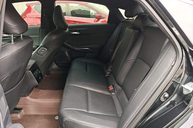 Used Toyota Avalon 2024 2.0L Ambition Edition Left Rear Seat