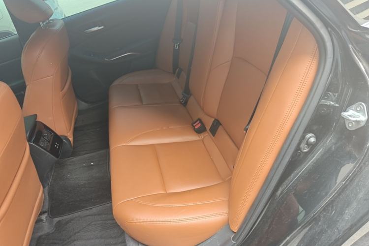 Used Toyota Avalon 2024 2.0L Ambition Edition Left Rear Seat