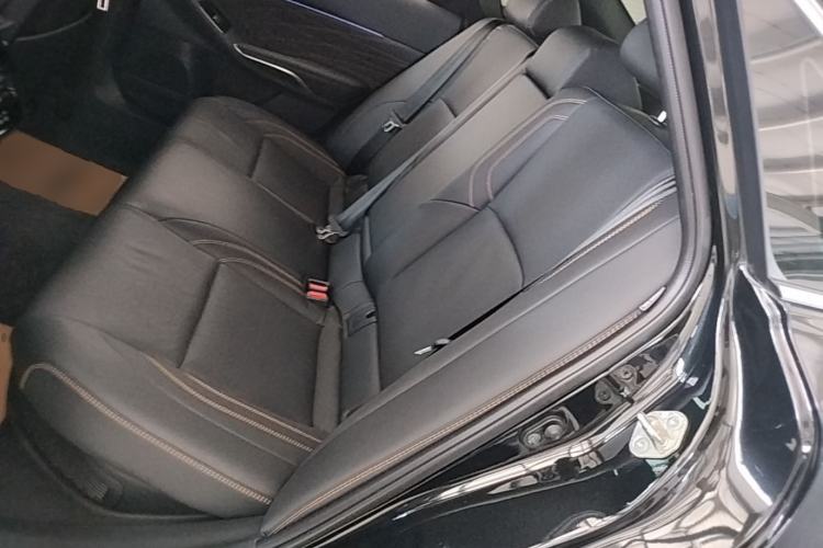 Used Toyota Avalon 2024 Dual-Motor 2.5L Limited Flagship Edition Left Rear Seat