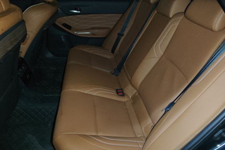 Used Toyota Avalon 2024 Dual-Motor 2.0L Luxury Edition Left Rear Seat