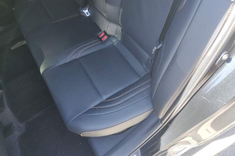 Used Toyota Avalon 2024 Dual-Motor 2.0L Premium Edition Left Rear Seat