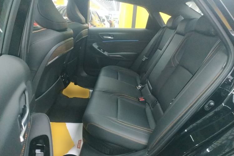 Used Toyota Avalon 2024 Dual-Engine 2.5L XLE Premium Edition Left Rear Seat