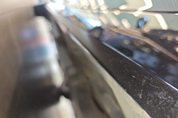 Used Toyota Avalon 2024 Dual-Motor 2.0L Premium Edition Left Side Sill