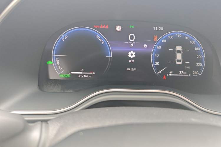 Used Toyota Avalon 2024 Dual-Motor 2.0L Luxury Edition Odometer Close Up
