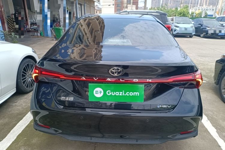 Used Toyota Avalon 2024 Dual-Motor 2.0L Luxury Edition Rear