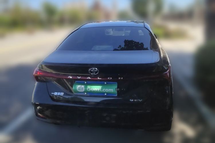 Used Toyota Avalon 2024 Dual-Motor 2.0L Luxury Edition Rear