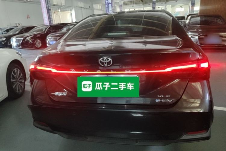 Used Toyota Avalon 2024 Dual-Motor 2.0L Premium Edition Rear