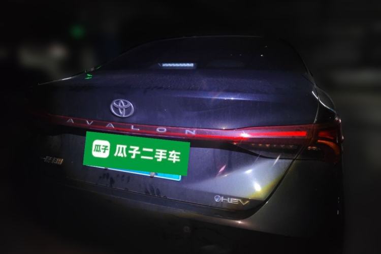 Used Toyota Avalon 2024 Dual-Motor 2.0L Luxury Edition Rear